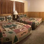 Boulder Lodge