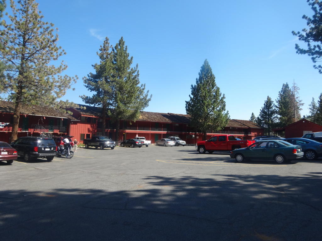 Lodge Boulder June Lake