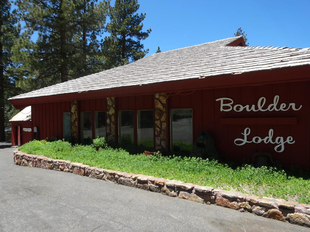 Lodge Boulder *